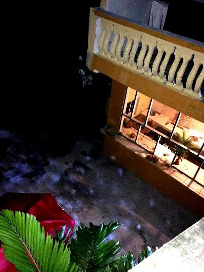 مبيت وإفطار Spring Garden Sue Yen Sen Place فندق مبيت وإفطار