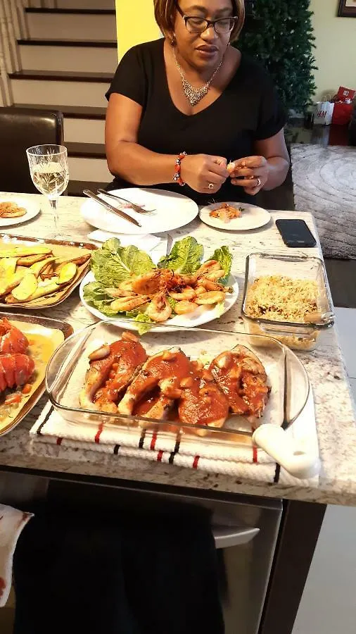 مبيت وإفطار Spring Garden Sue Yen Sen Place 2*,  جامايكا